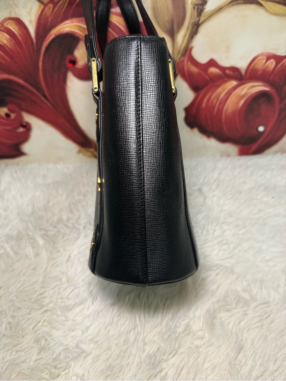 MCM Authentic Black Leather Tote Bag - Picture 4 of 12